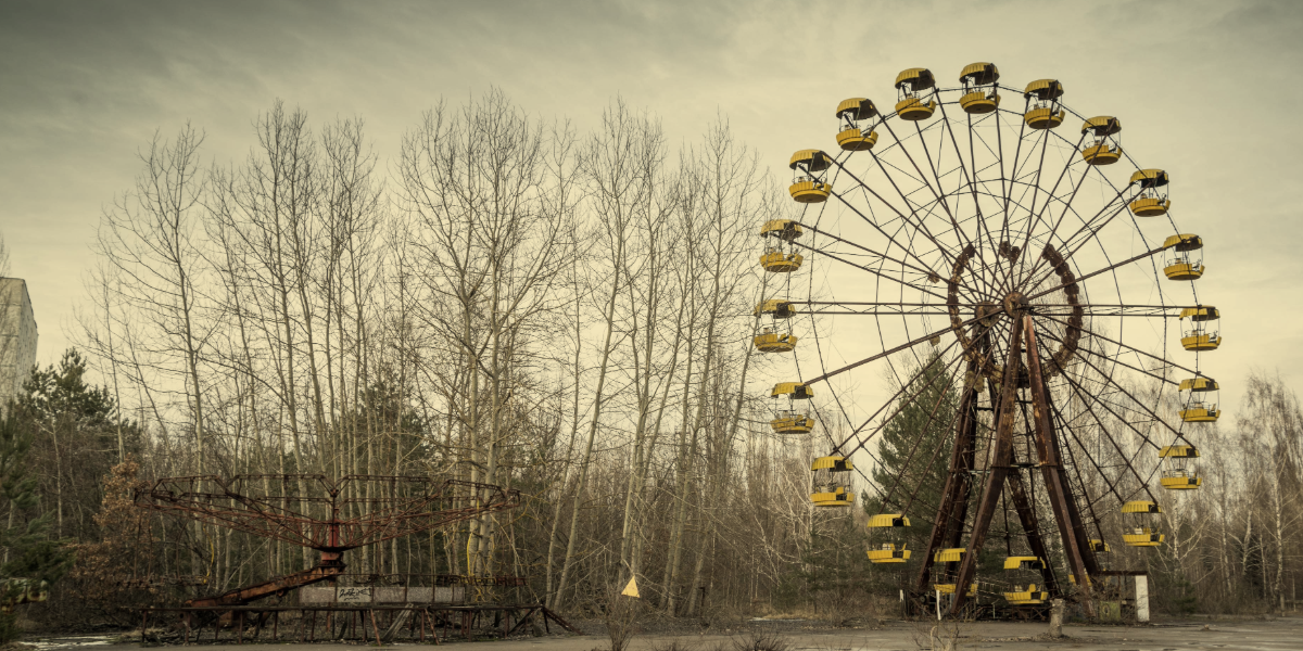 Chernobyl Roulette: War in the Nuclear Disaster Zone